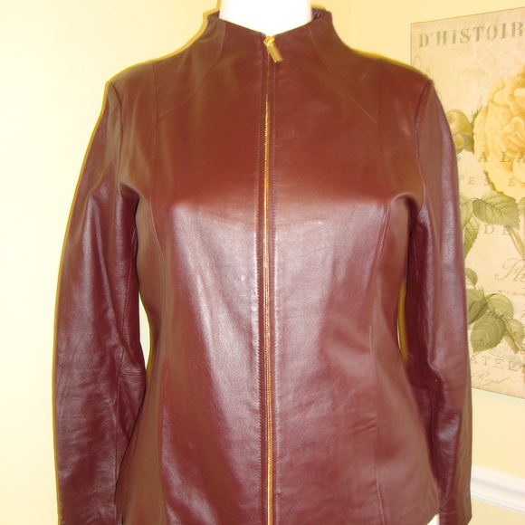 Neiman Marcus Genuine Leather Scuba Jacket in Burgundy - Picture 5 of 5